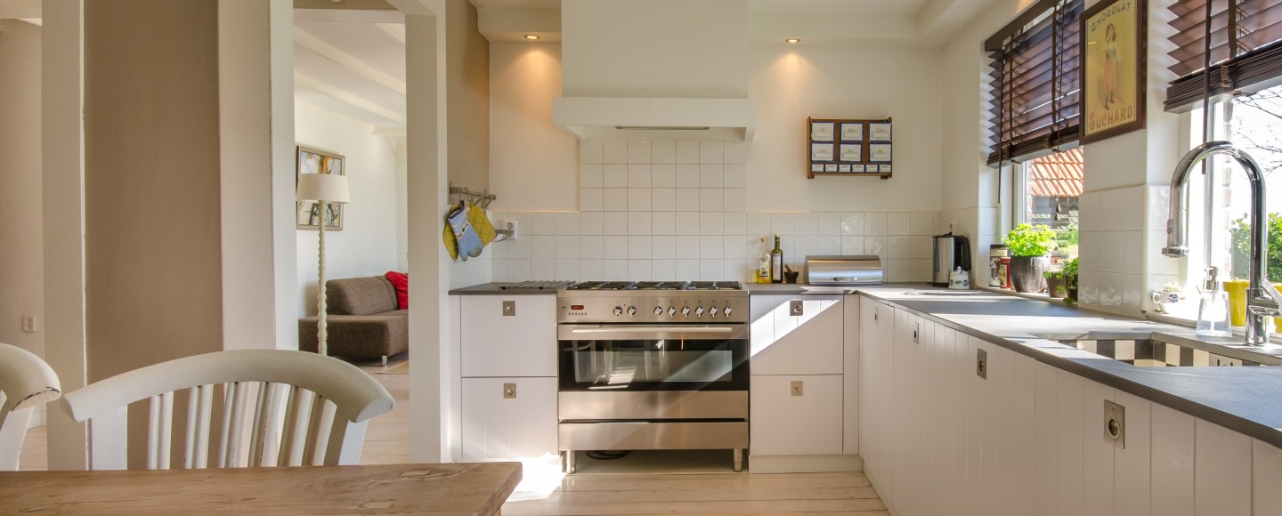 Banner of a beige kitchen