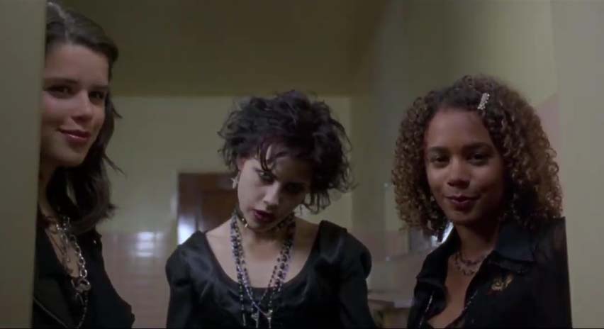 Screenshot of The Craft (1996).